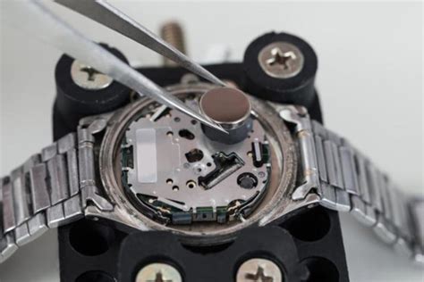 il rolex si cambia la pila|5 Modi per Cambiare la Batteria dell'Orologio .